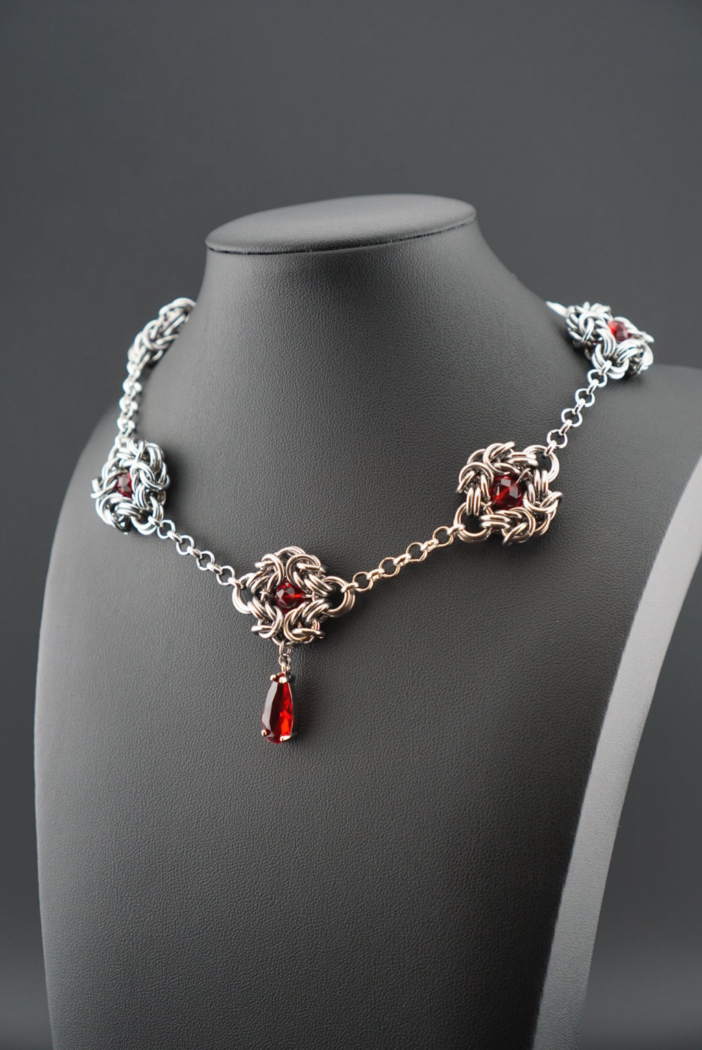Eternal Necklace (Crimson)