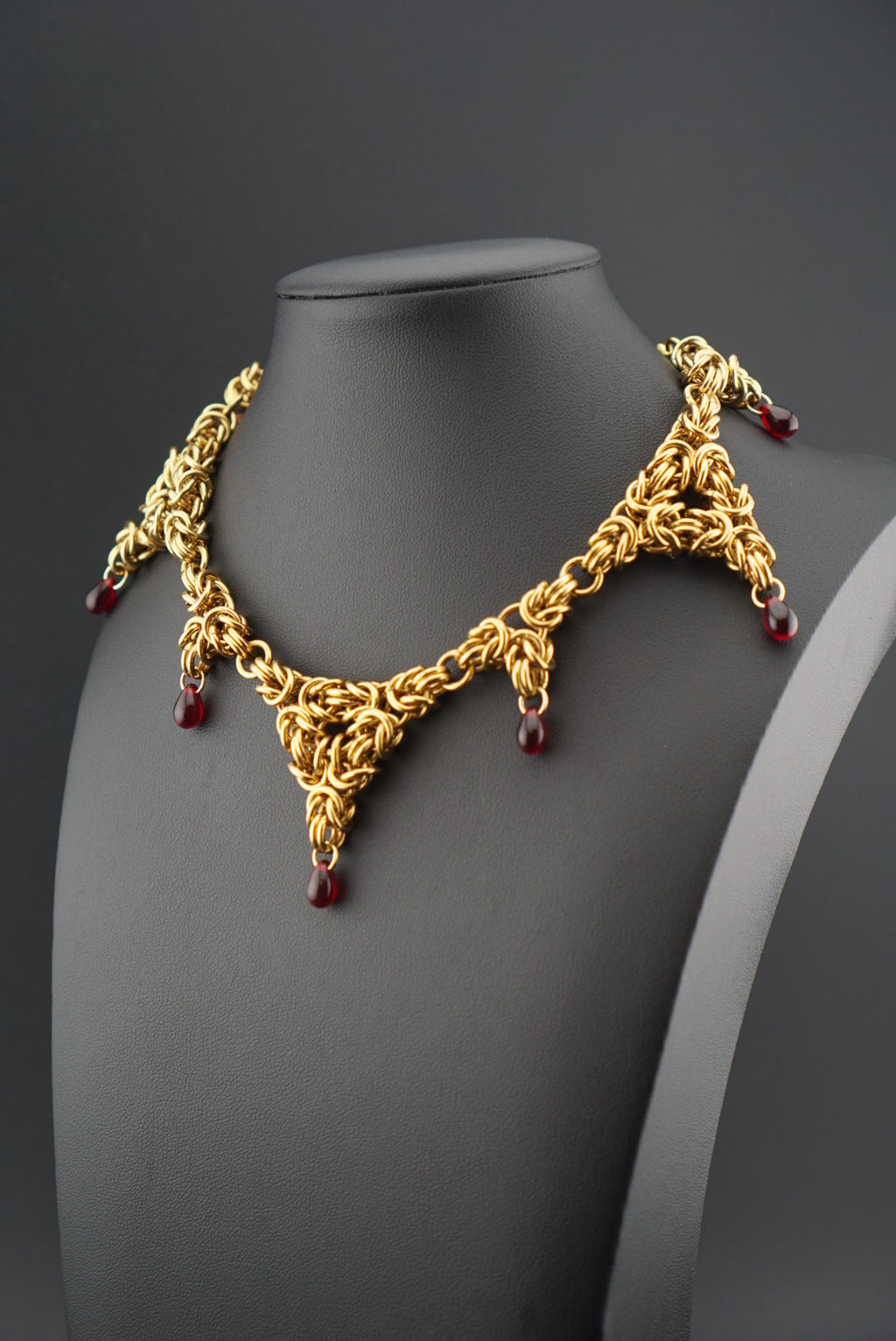 Vampire Court Necklace